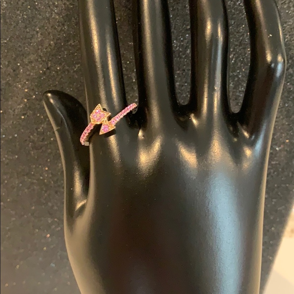 Laura M Arrow Bypass Ring